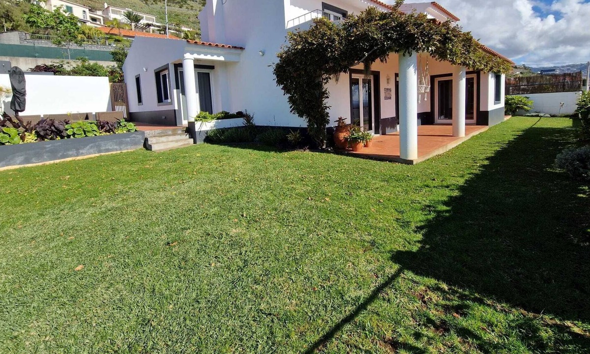 Sao Martinho Villa | Stylish villa in Funchal - 5 min from the beach