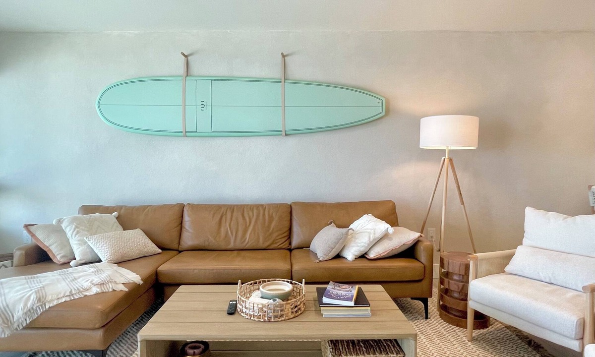 Holmes Beach Villa | Stylish waterfront villa in the heart of Holmes Beach on Anna Maria Island.