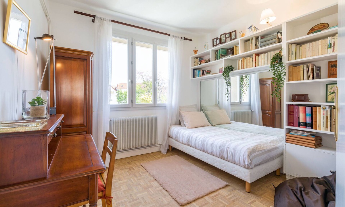Faubourg Sud Apartment | Sublime 5-room apartment 800m from downtown