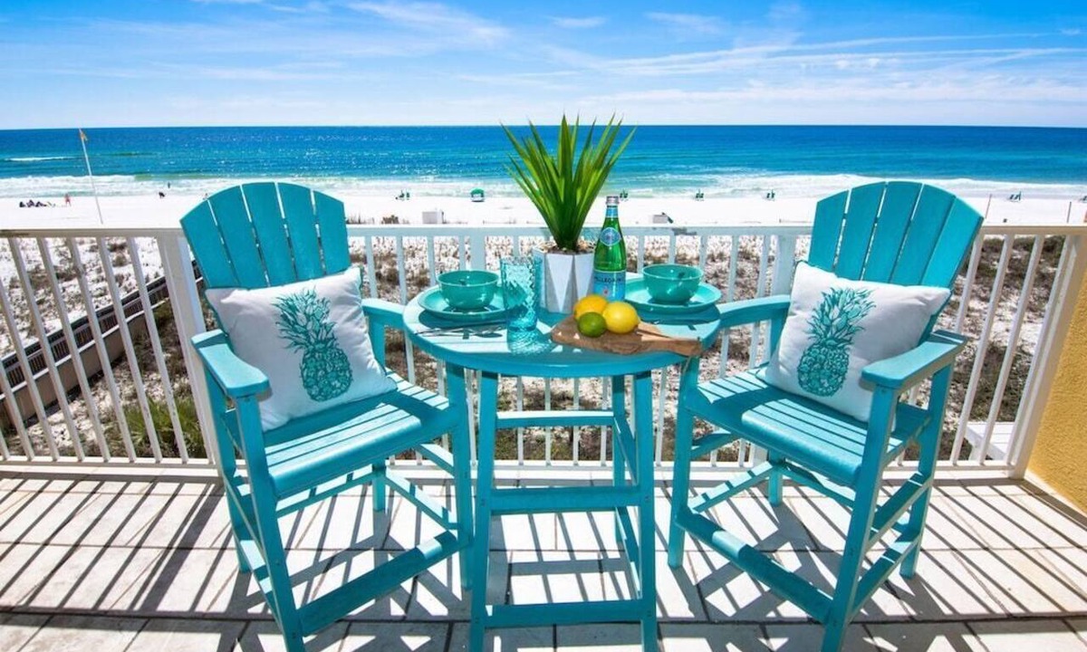 Fort Walton Beach Condo | Sublime Luxe Retreat + Free Beach Service