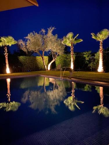 Zaouia Sidi Abdallah Ben Sassi Villa | Sublime villa moderne avec jardin et piscine