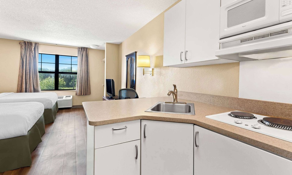 Columbus Hotel | Suburban Studios Columbus Fort Benning Area