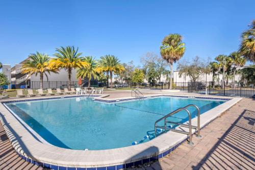 Southwest Orlando Hotel | Suburban Studios International Drive