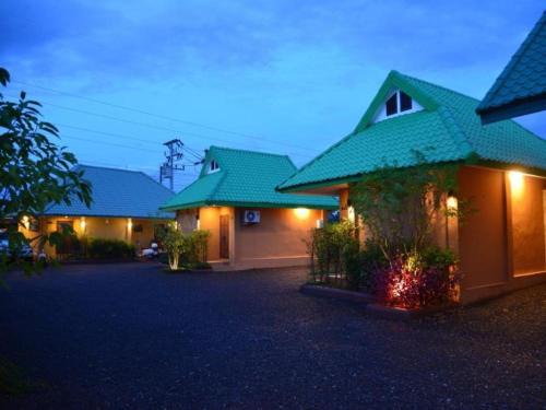 Makham Tia Resort | Sucholtee Resort