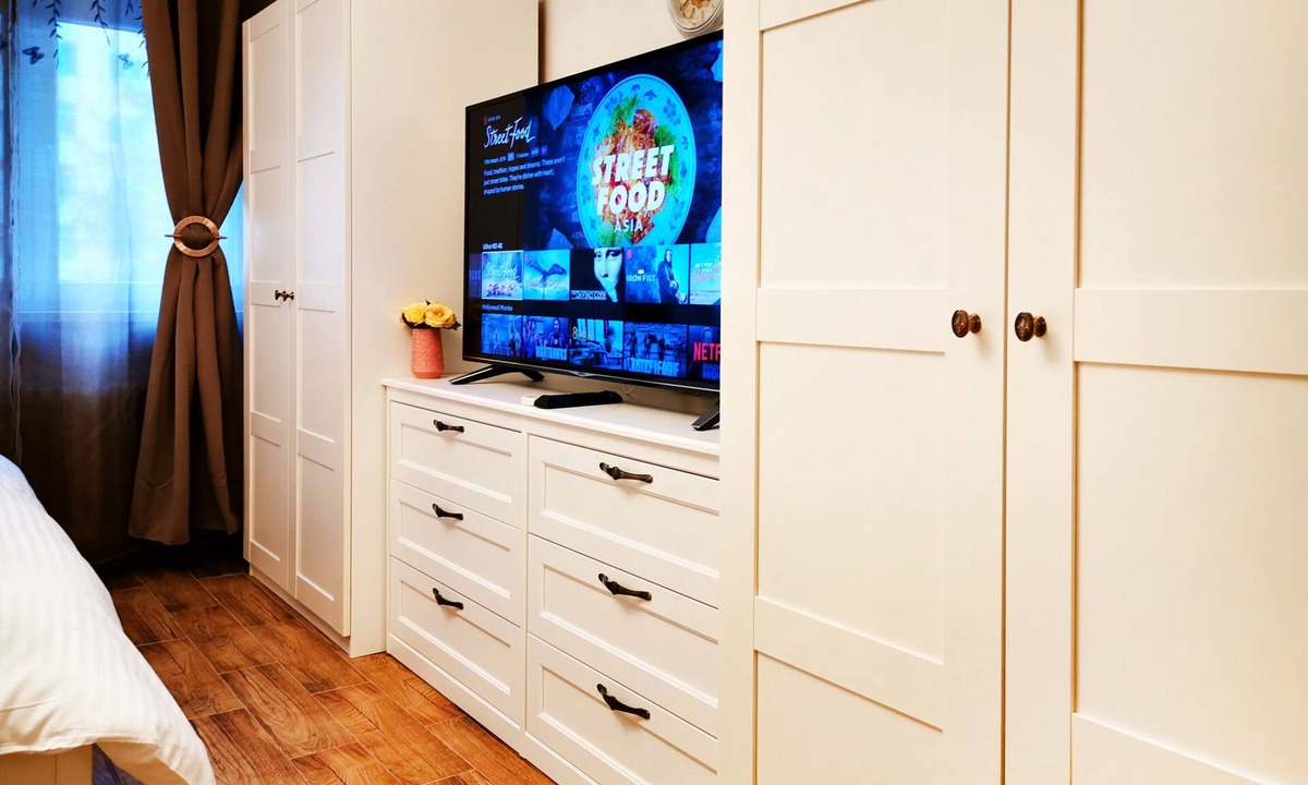 Sector 4 Apartment | Sudului 106 by MRG Apartments