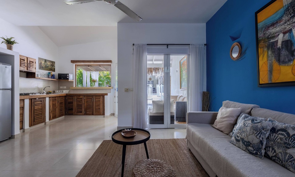 El Centro Villa | Sueños 7 – 2BR Villa with Pool, Starlink Walk to Beach & Shops – Las Terrenas