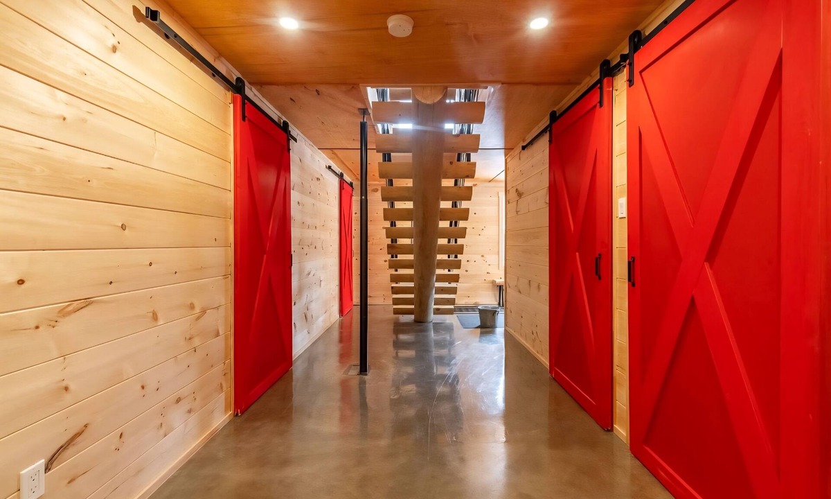 Saint-Philemon Ski Chalet | Sugar Camp, experience the magic!