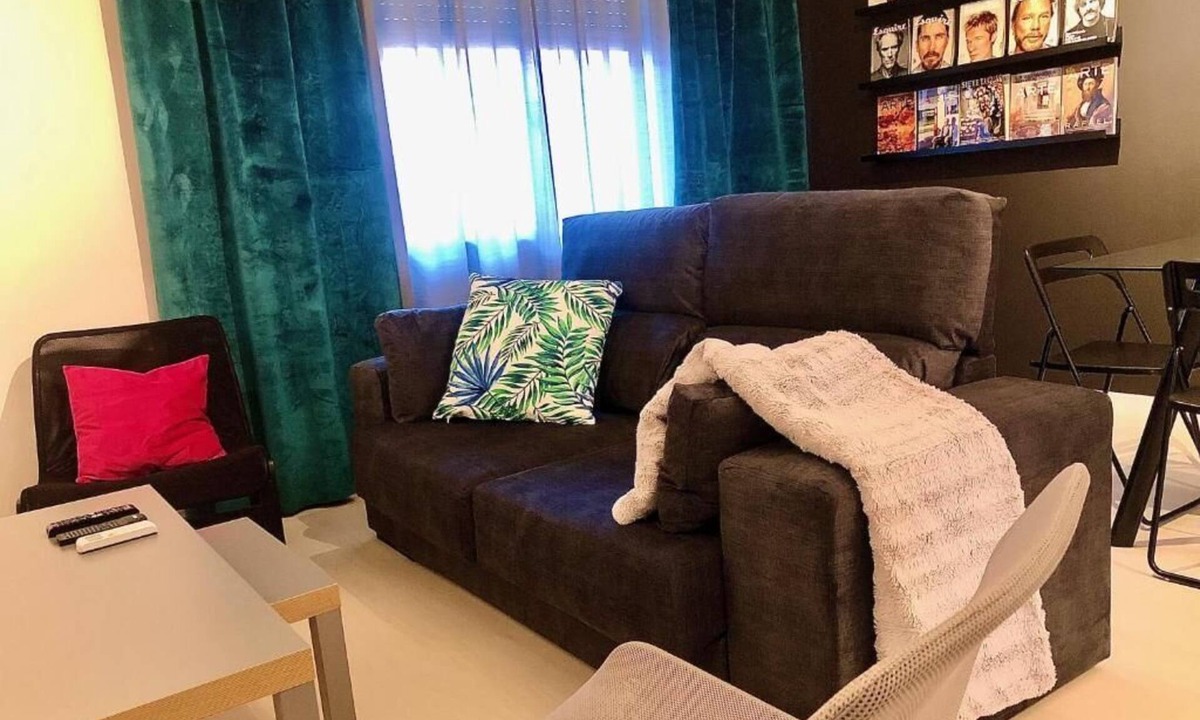 Aranjuez Condo | Suitable. Farinelli, spacious central apartment in Aranjuez