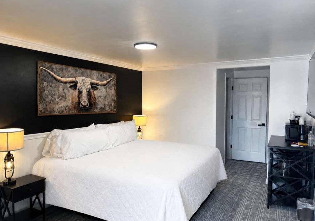 Lusk House | Suite 113