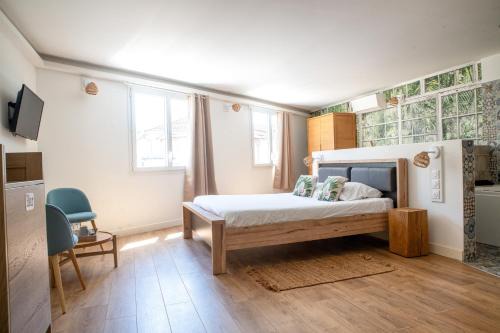 Villars-les-Dombes Hotel | Suite Cotinga, balneo, bien-être, Parc des Oiseaux