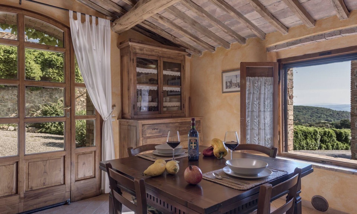 Palazzina Cottage | Suite indipendent apartment located in Historic Estate from 1600