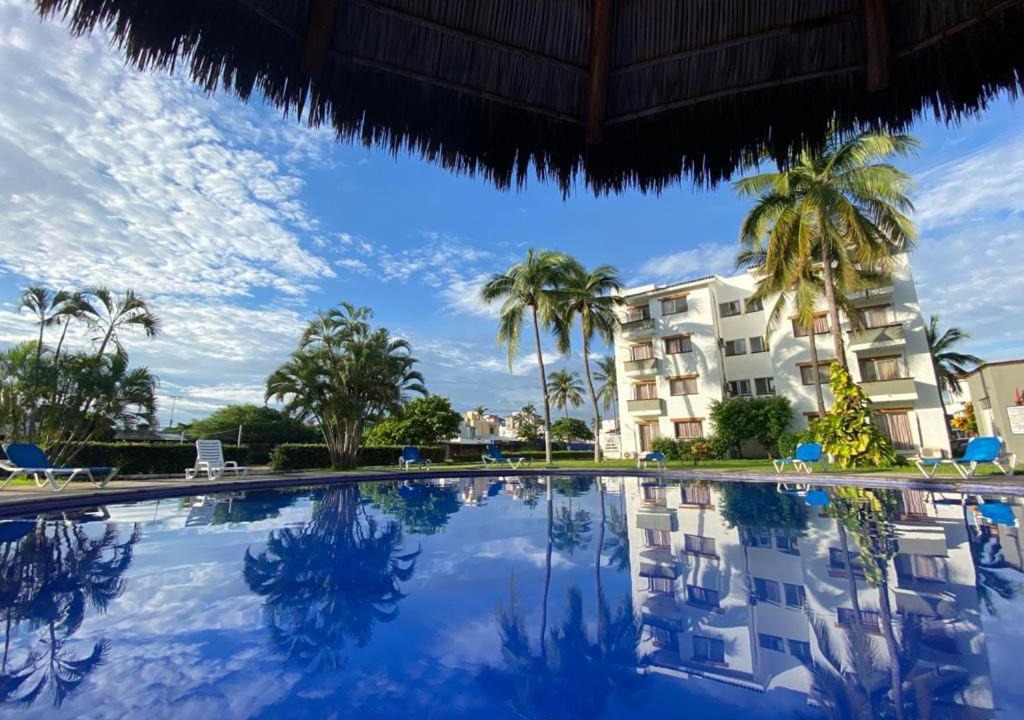 Manzanillo Apartment | Suite las palmas excelente depa con alberca