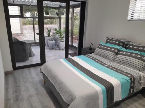 George Apartment | Suite Serenity
