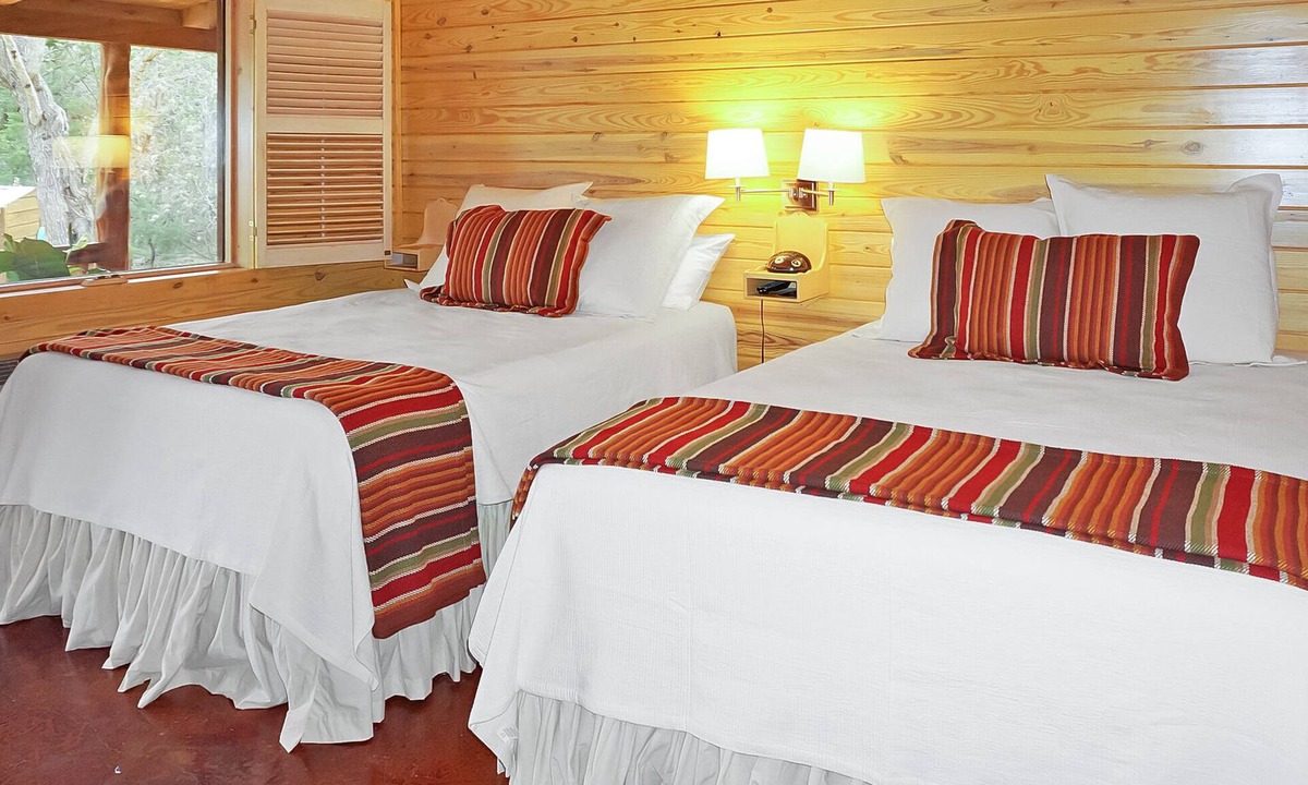 Wimberley Hotel | Suite with Two Queen Beds Minutes from Downtown!
