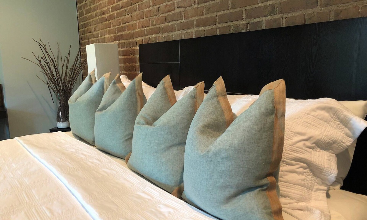 Culpeper Hotel | Suites at 249