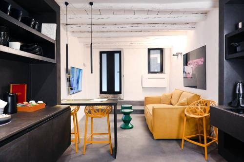 Castellammare Apartment | Suitt Drims 6
