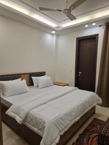 Hauz Khas Apartment | Sukoon