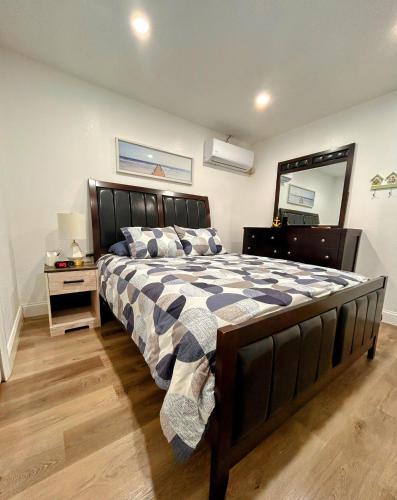Colonial Hills Apartment | Summer Breezes