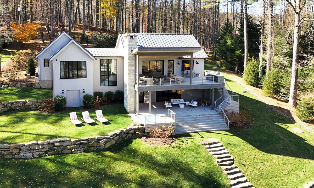 Cullowhee House | Summer Camp | Luxury Lake Glenville Home with Hot Tub, Dock & Guest House