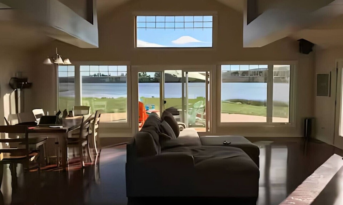 Barry's Bay Cottage | Summer Ready: Private 4BR Lakefront Cottage in Barry's Bay