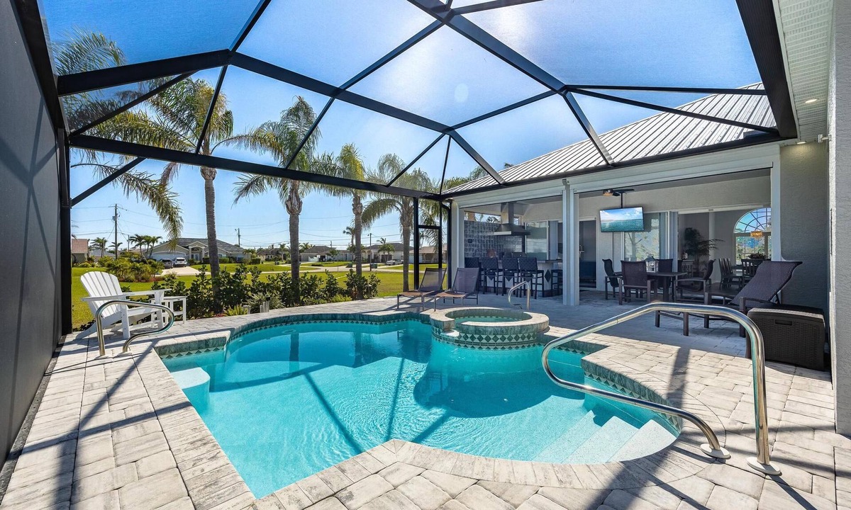 Pelican House | Summer Special, Beautiful Pelican Gulf Access Waterfront Home With Private Pool