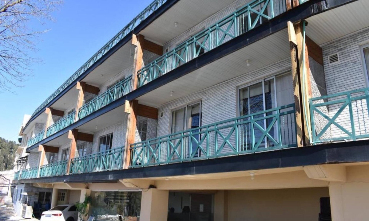 Changla Gali Hotel | Summit Hotel
