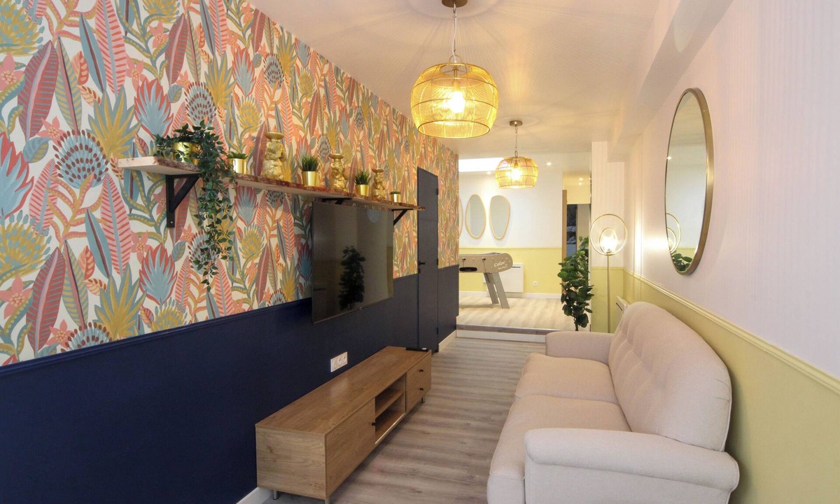 Ville Haute Apartment | Sumptuous apartment with games room