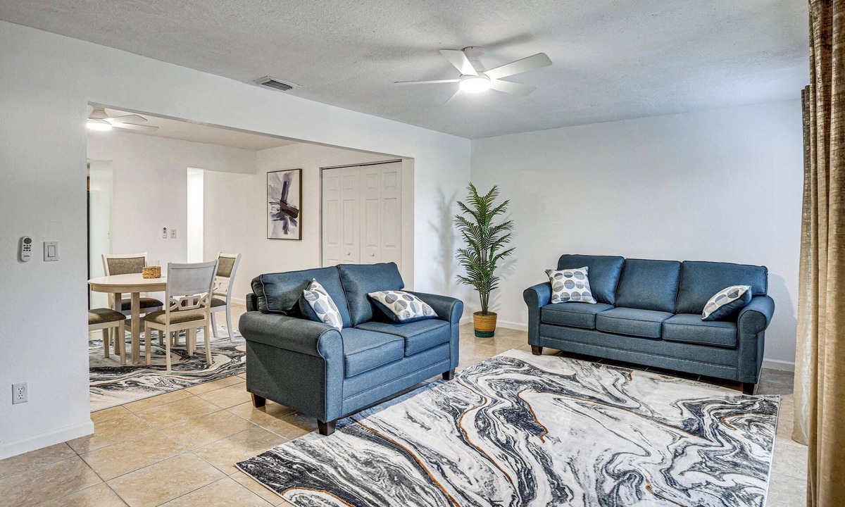 Ormond Beach House | Sun, Sand & Poolside Relaxation! Ormond Beach Unit