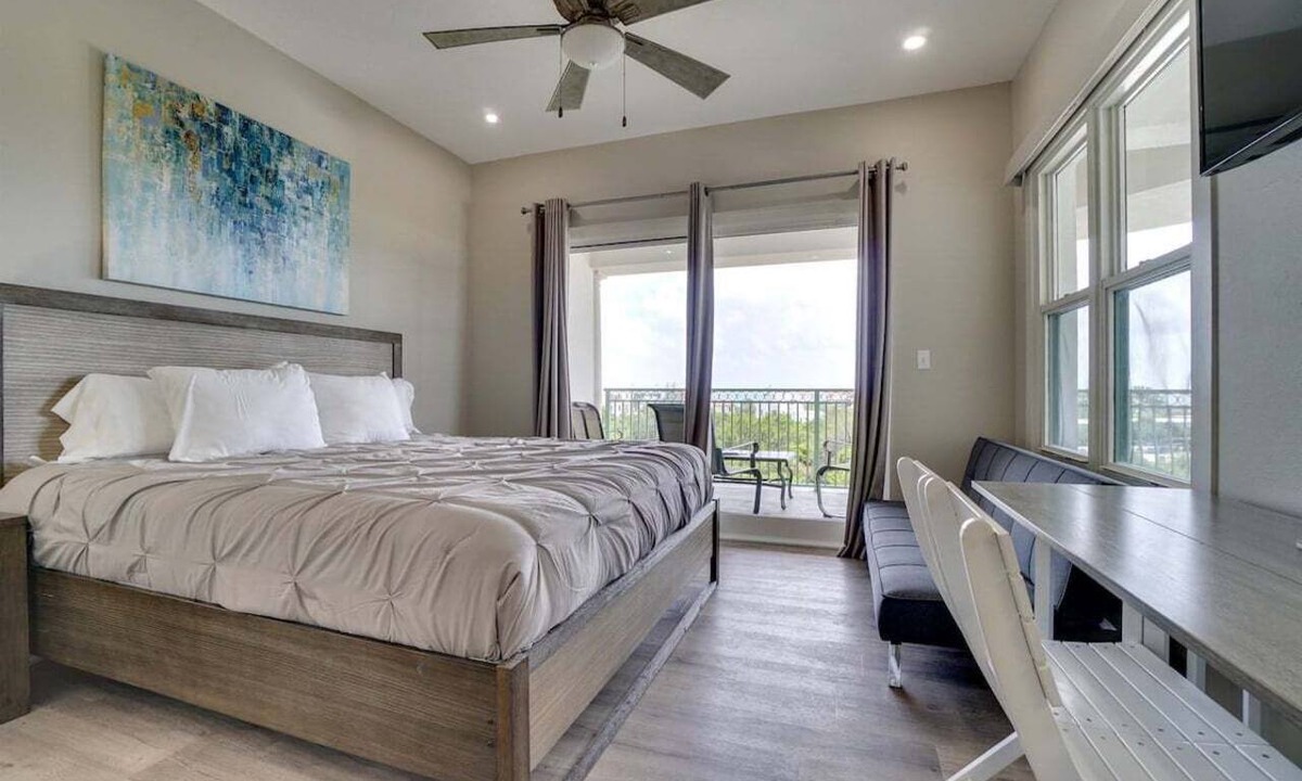Rosemary Beach Condo | Sun Seeker 30A 400-Balcony-Sleeps 3