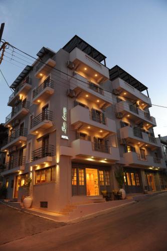 Agios Nikolaos Town Hotel | Sunbeam
