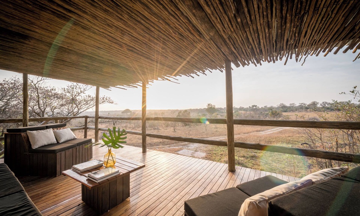 Thorny Bush Game Reserve Cabin | Sunbirds Oasis Lodge