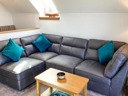 Hunspow House | Sundown Apartment