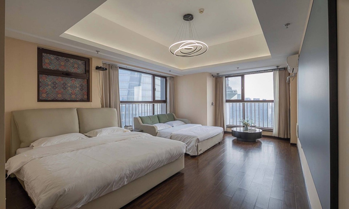 Shen He Hotel | Sunlight Apartment-Color TV Tower