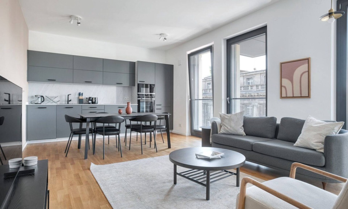 Tiergarten Apartment | Sunny, Centrally Located Mitte 2BR near Potsdamer Platz, by Blueground