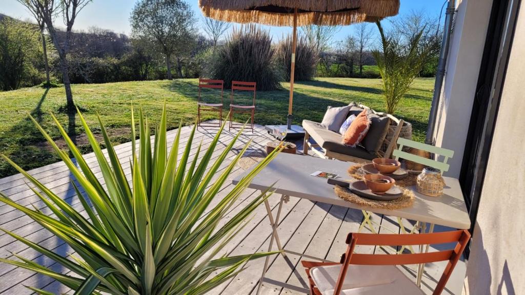 Salles Apartment | Sunny oasis