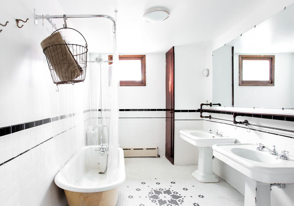 Hudson Apartment | Sunny, Spacious & Central: Fabulous Suite In The Heart of Historic Hudson, NY
