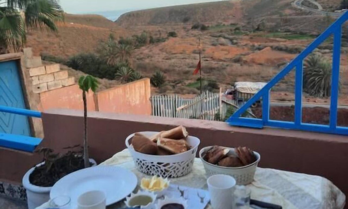Mirleft Bed & Breakfast | Sunrise Camp Mirleft