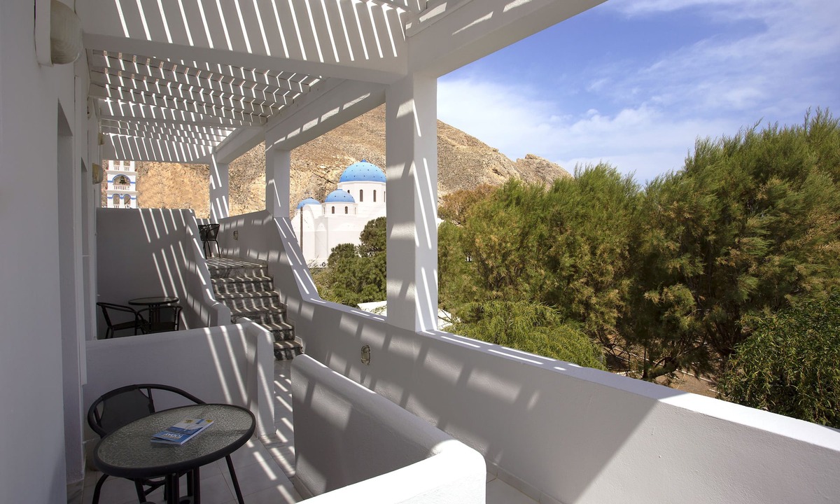 Perissa House | Sunrise Studios in Perissa