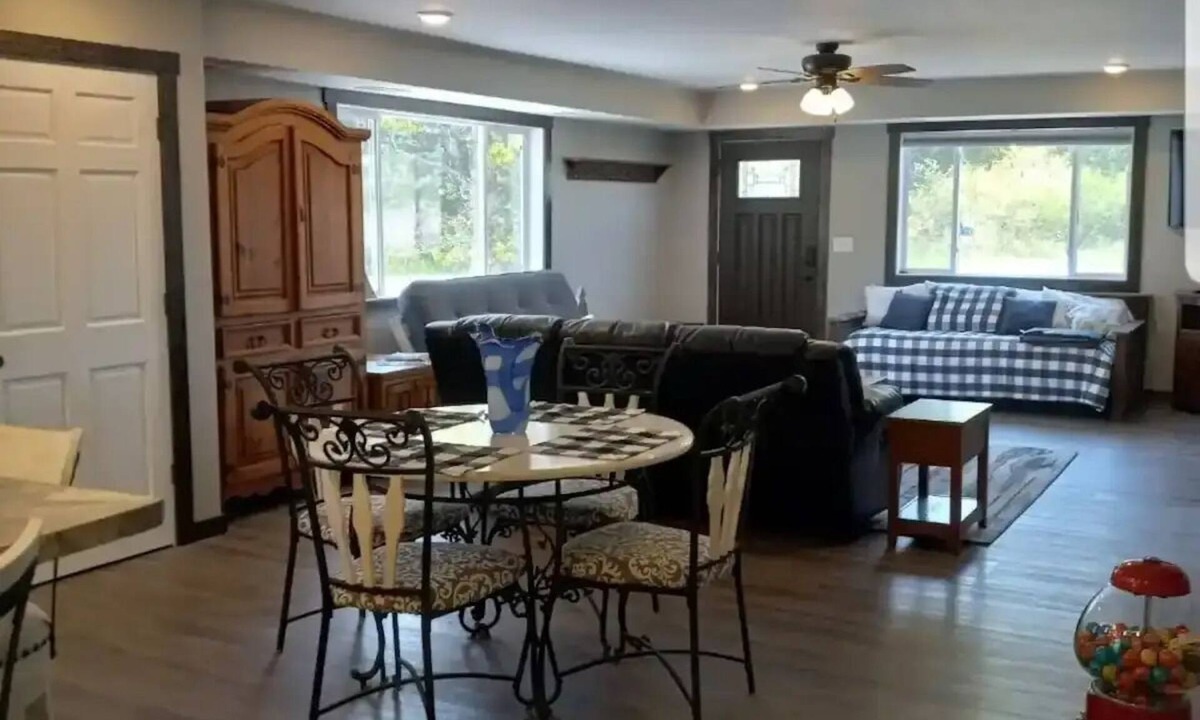 Brainerd House | Sunset Bay Lodge