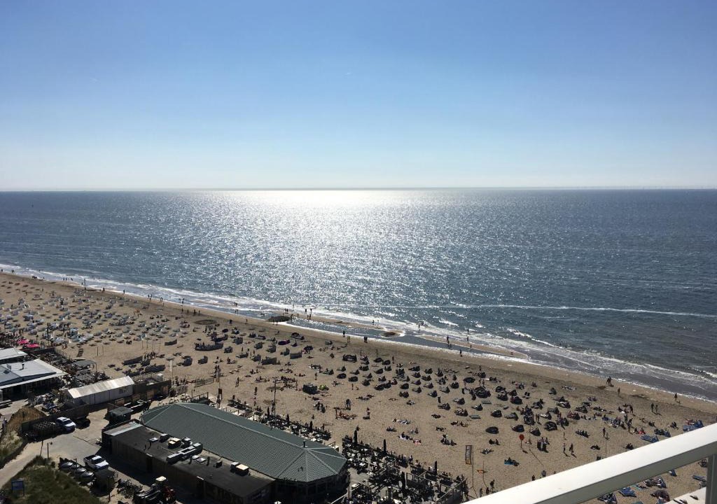 Zandvoort Apartment | Sunset Boulevard