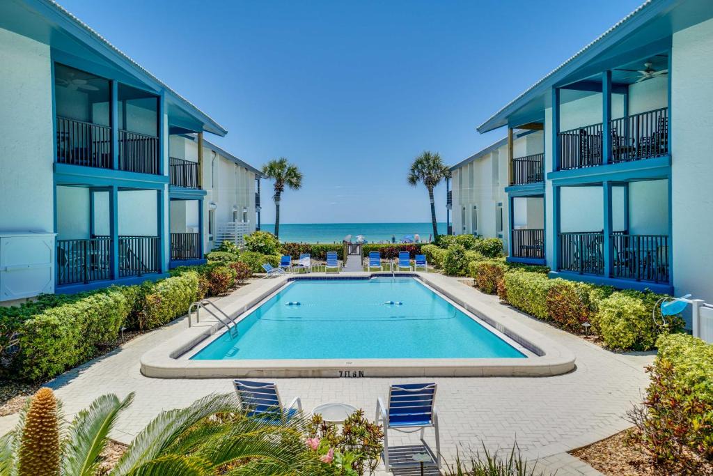 Holmes Beach Apartment | Sunset Connection - Gulf Place