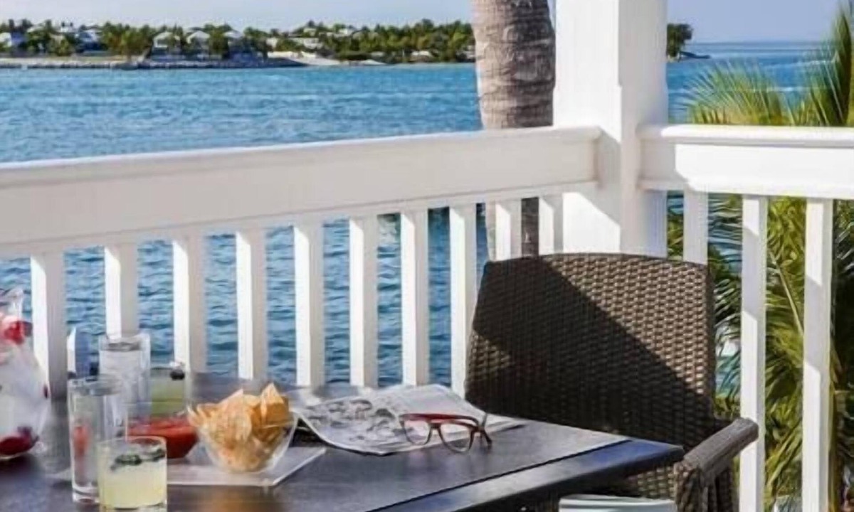 Truman Annex Resort | Sunset Harbor Resort & Spa, In Town, Marina, Hot Tub.