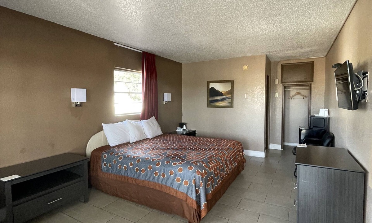 St. Augustine Hotel | Sunset Inn