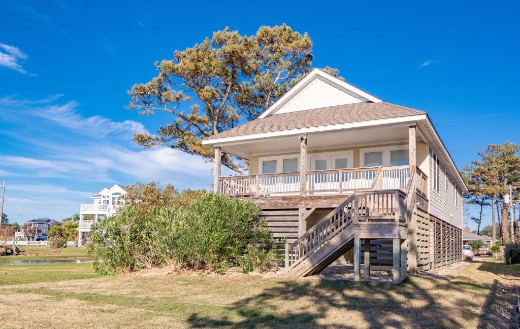 Colington House | Sunset Joy - KDH MP 6, Soundfront, Sound View, Kayak, Community Boat Ramp, Pets OK, Flex Stays