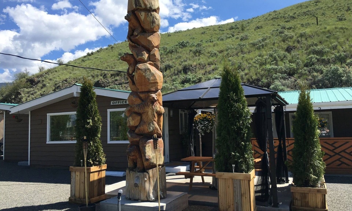 Cache Creek Hotel | Sunset Motel