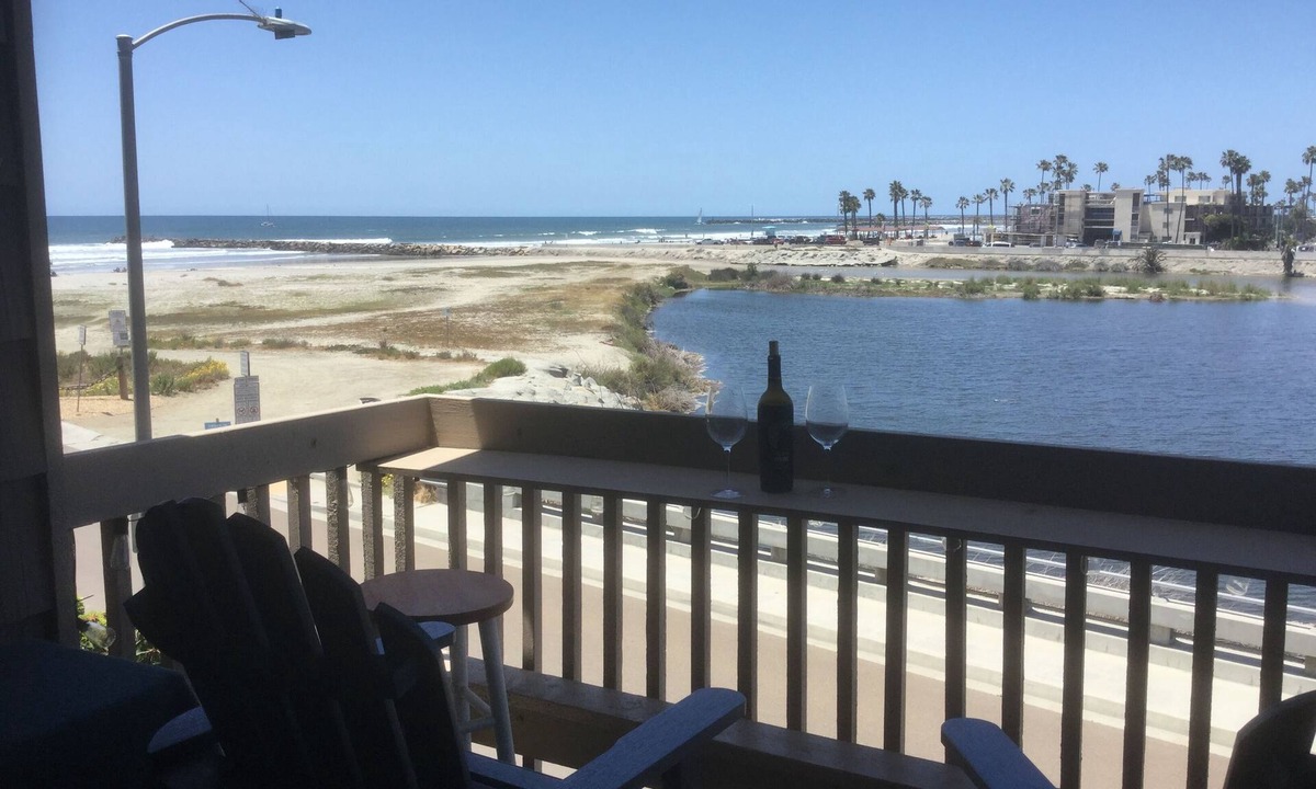 Townsite Condo | Sunset Ocean Views! Unit G28