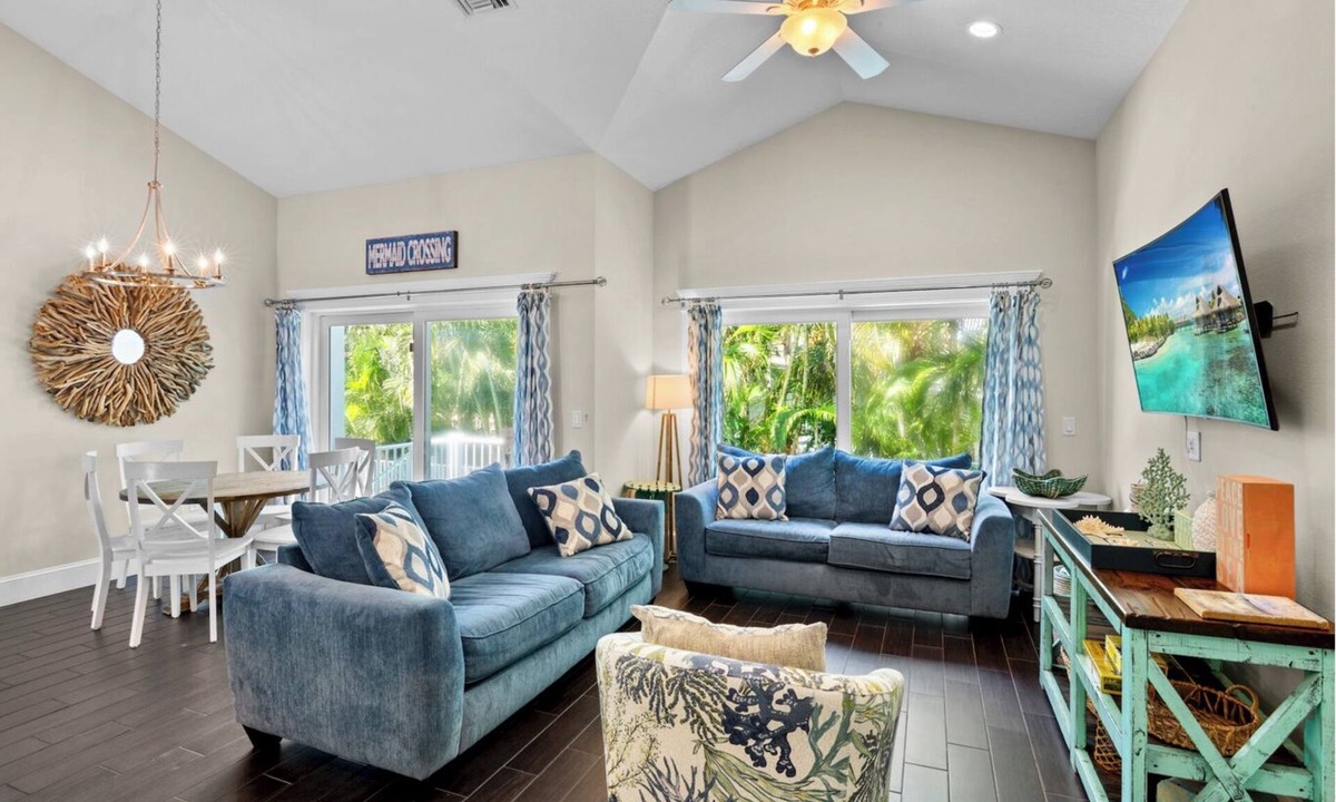 Holmes Beach House | Sunset & Sand, managed by Beach Retreats