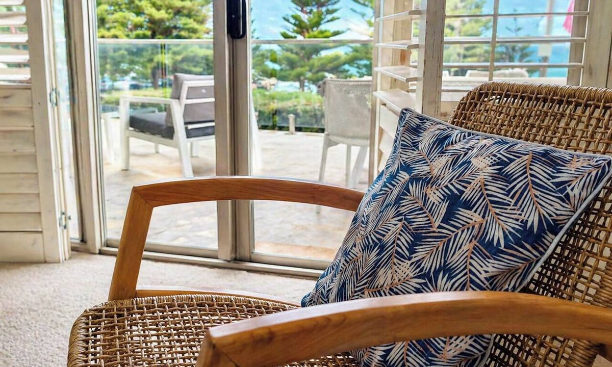 Scarborough Apartment | Sunset Shores Scarborough