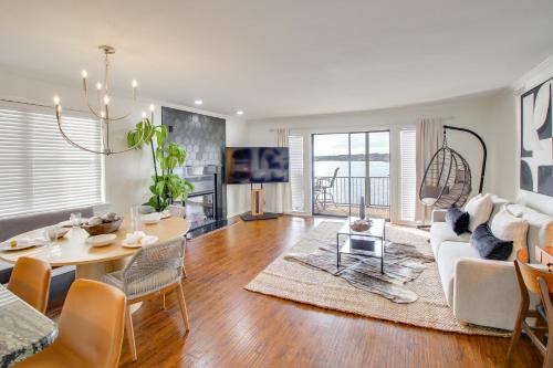 Lake Hamilton House | Sunset-View Resort Condo on Lake Hamilton!