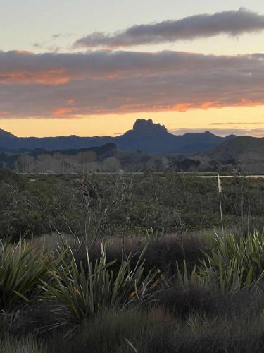 Matarangi Bed & Breakfast | Sunset Views Matarangi